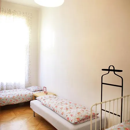 3mins Homestay *